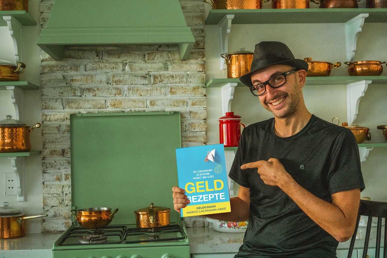 money, kitchen, money recipes, a book, money cook book, stock exchange, crisis-proof, blue, cook, recipes, green, brass pot, kitchen equipment, gas, pot, gas stove, make provisions, security, crisis, diversification, gas stove, diversification, diversification, diversification, diversification, diversification