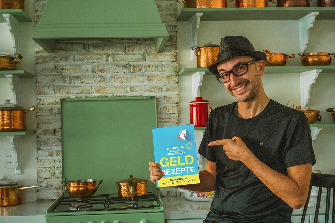 money, kitchen, money recipes, a book, money cook book, stock exchange, crisis-proof, blue, cook, recipes, green, brass pot, kitchen equipment, gas, pot, gas stove, make provisions, security, crisis, diversification, gas stove, diversification, diversification, diversification, diversification, diversification