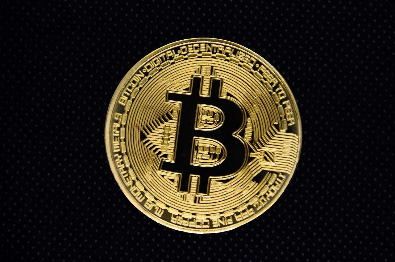 bitcoin, blockchain, currency, cryptocurrency, money, finance, technology, business, gold, financial, exchange, digital, coin, crypto, virtual, cash, payment, the internet, cryptography, electronic, investments, bitcoin, bitcoin, crypto, crypto, crypto, crypto, crypto